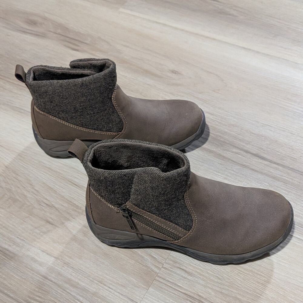 Eastland | Betty Bootie Ankle Boots Comfort Zip | Women's Size 8.5 - Picture 5 of 9